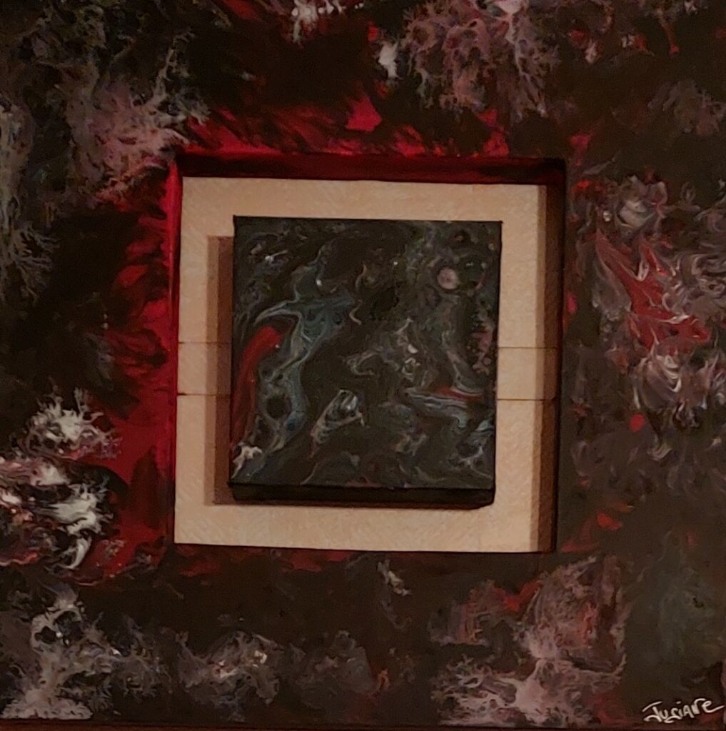 CARRE DECALE DANS LE ROUGE